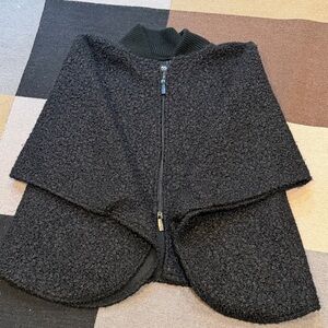 NEW Women’s Canada Weather Gear Black Fleece Poncho Cape Jacket One Size